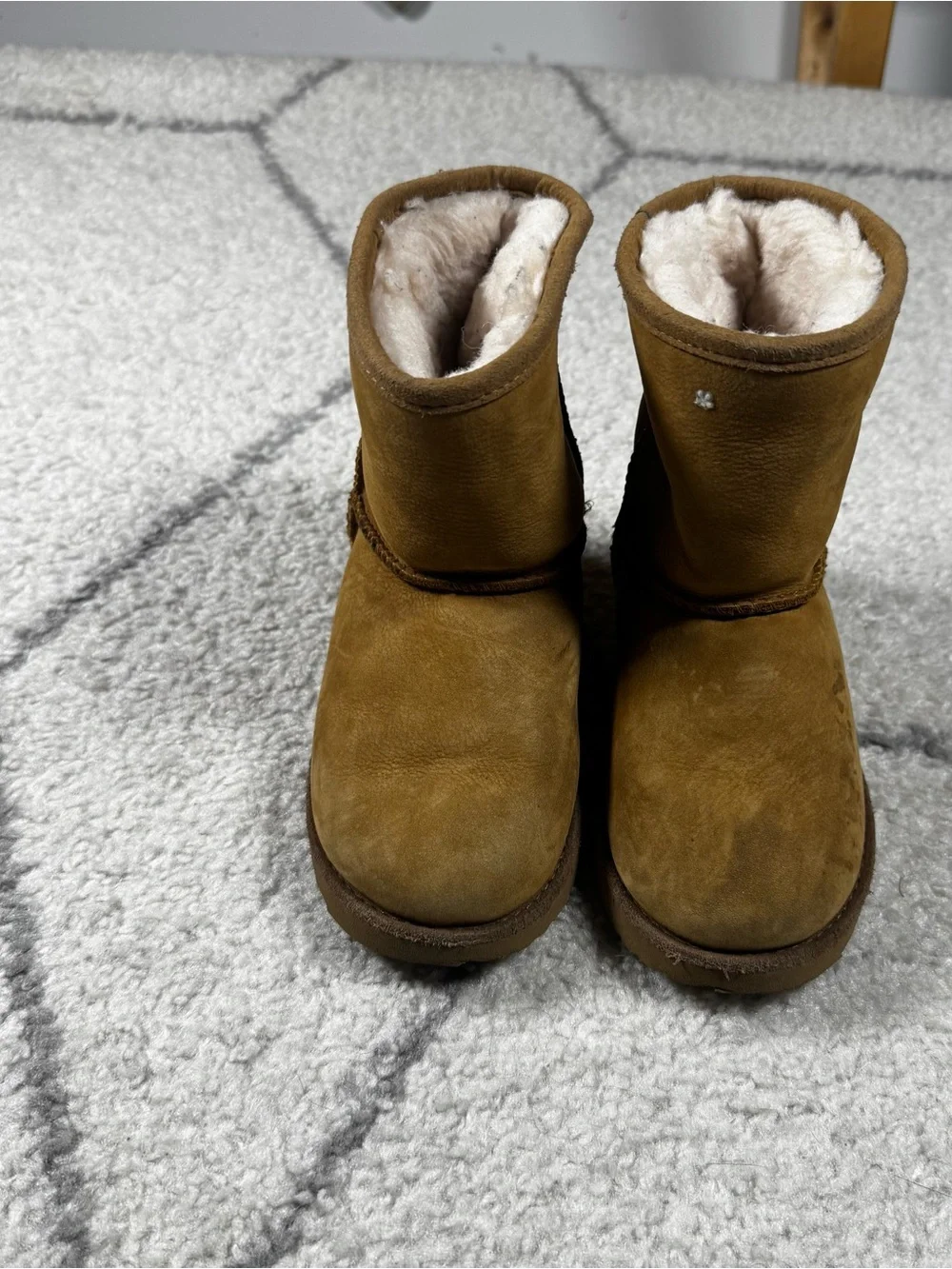 UGG Chestnut Kids Shearling-Lined Booties